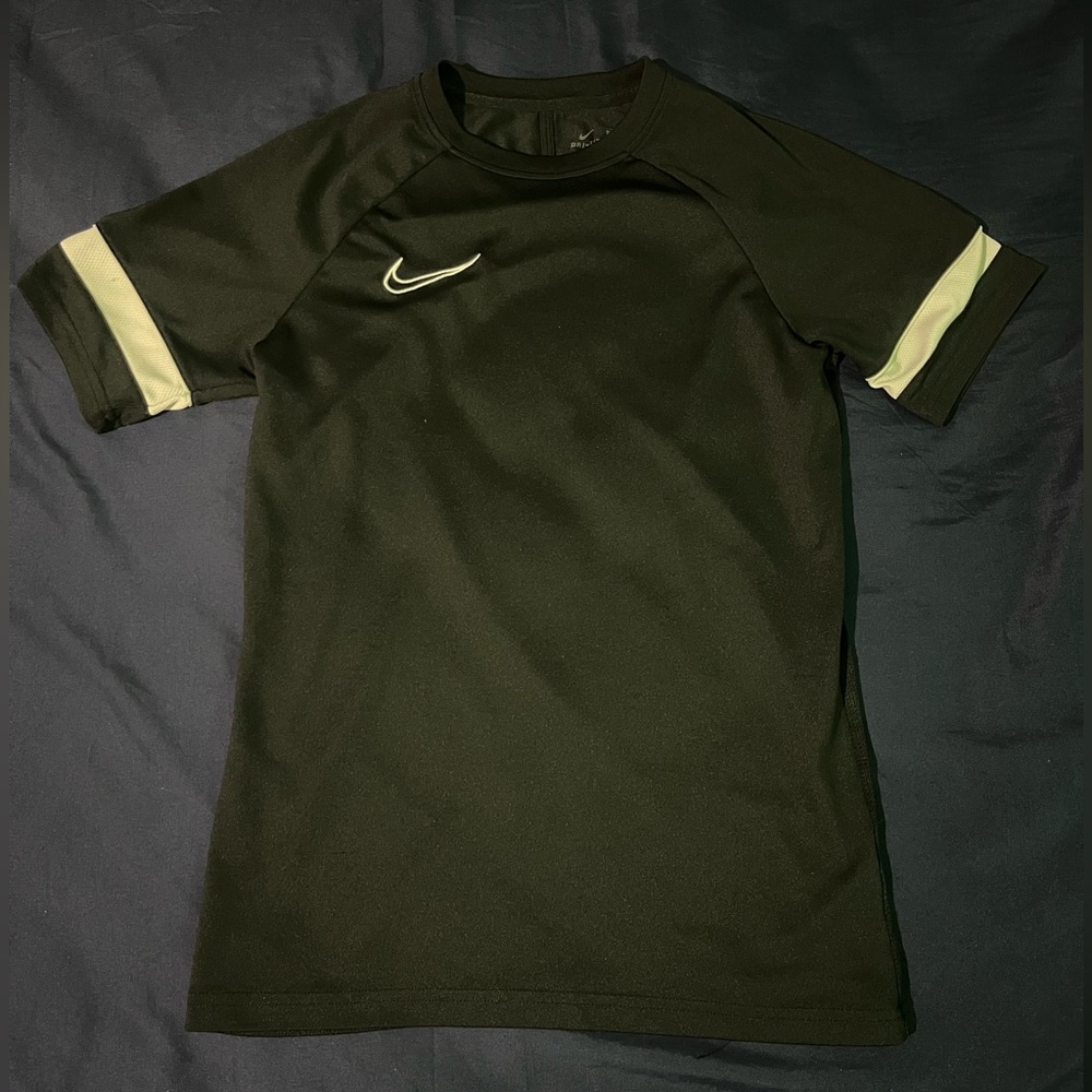 Nike Dri-Fit Shirt